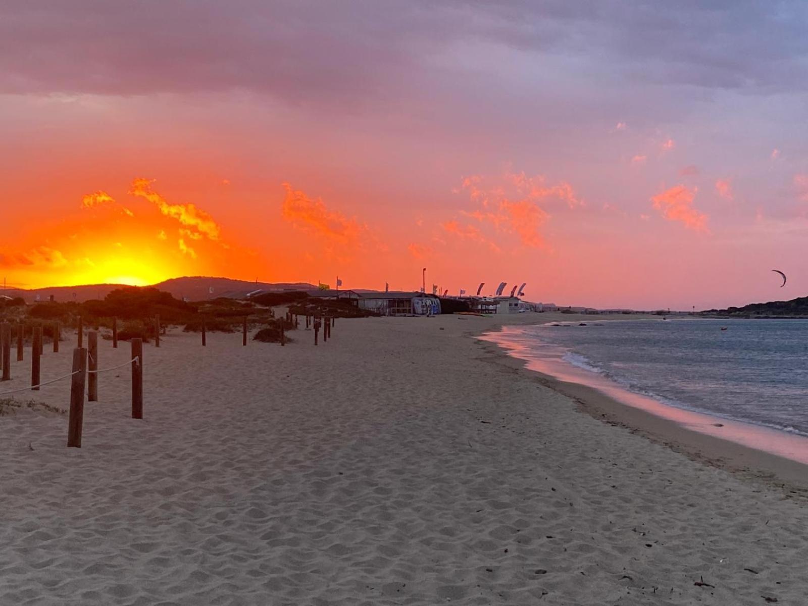 Lo Stazzo Di Wally Porto Pollo Exteriör bild